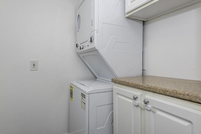 606 S Cogswell DRIVE, Silver Lake, WI 53170