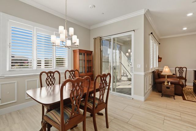 4730 Holliday Ln, El Dorado Hills, CA 95762