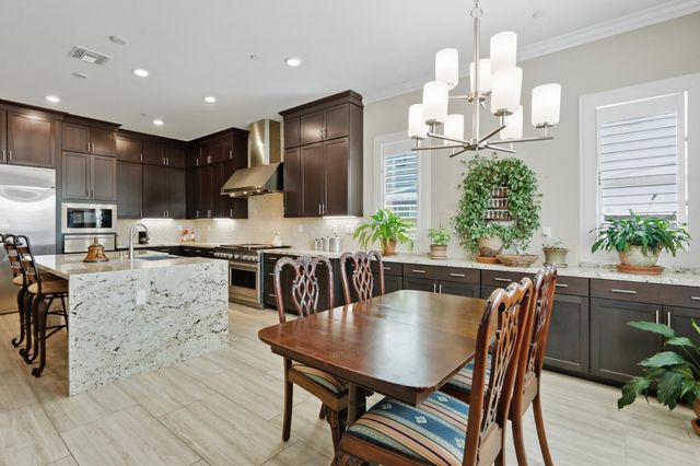 4730 Holliday Ln, El Dorado Hills, CA 95762