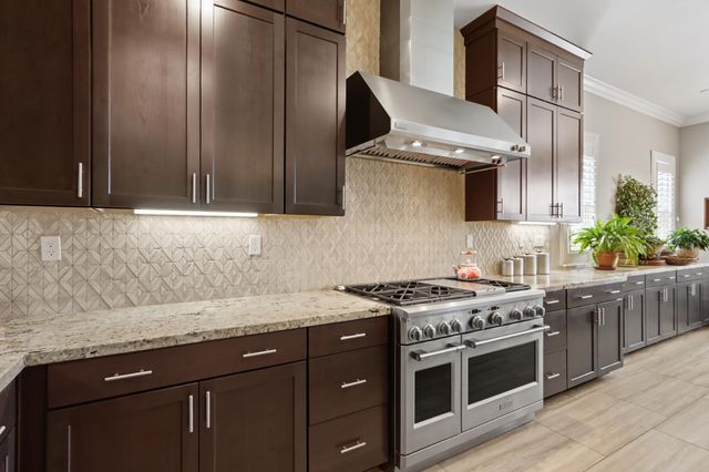 4730 Holliday Ln, El Dorado Hills, CA 95762