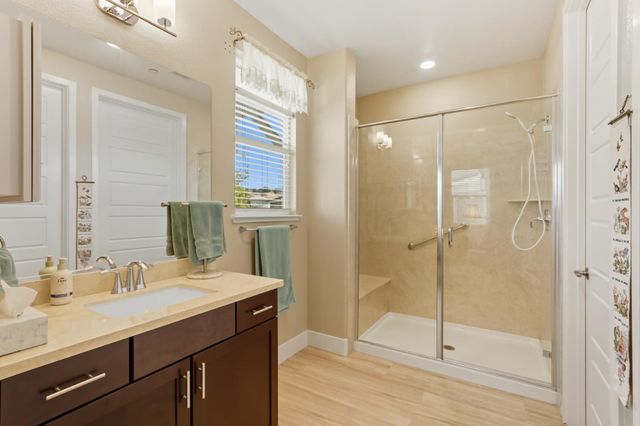 4730 Holliday Ln, El Dorado Hills, CA 95762