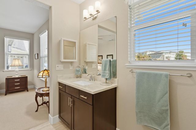 4730 Holliday Ln, El Dorado Hills, CA 95762