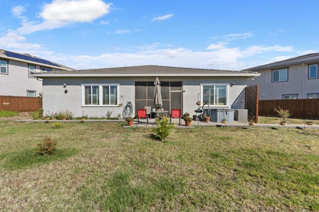 4730 Holliday Ln, El Dorado Hills, CA 95762