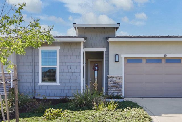 4730 Holliday Ln, El Dorado Hills, CA 95762