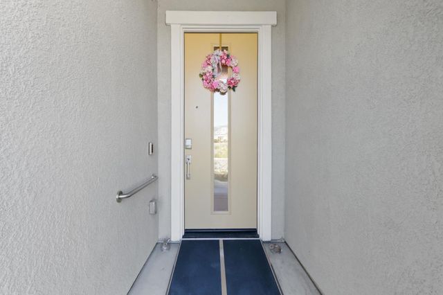 4730 Holliday Ln, El Dorado Hills, CA 95762