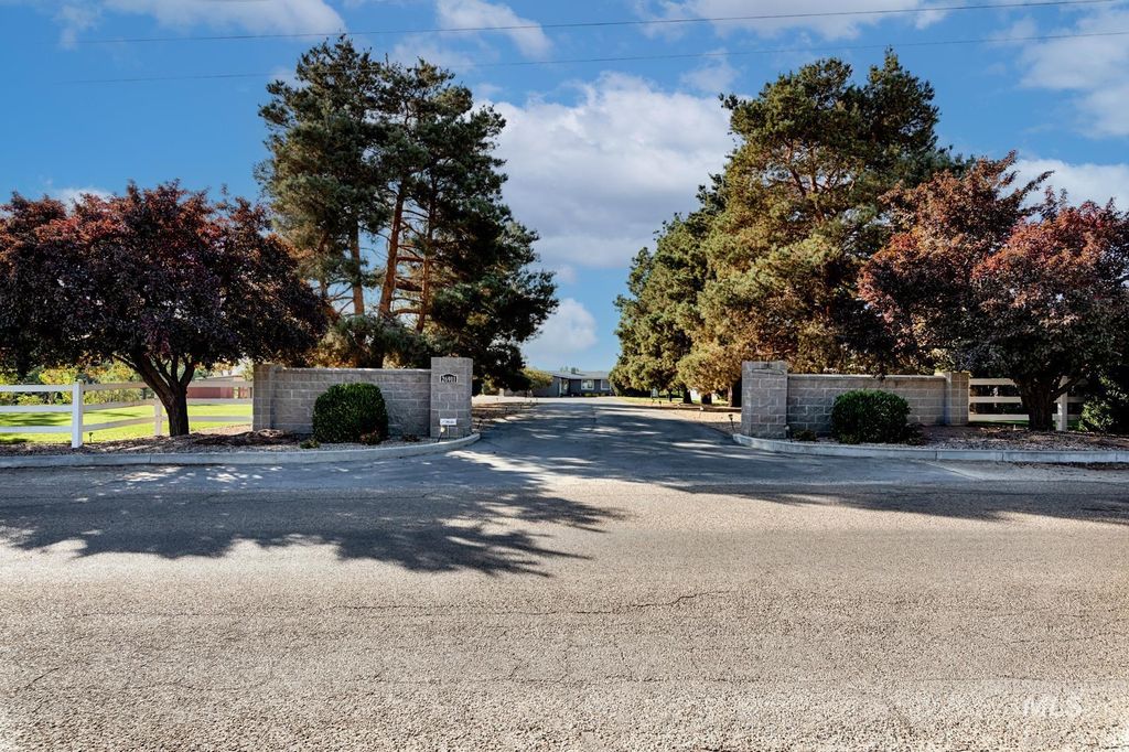 26911 Stewart Lane, Wilder, ID 83676