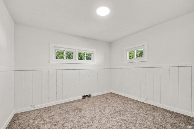 2005 Panama Street, Mishawaka, IN 46544