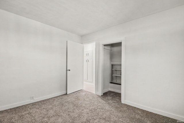 2005 Panama Street, Mishawaka, IN 46544