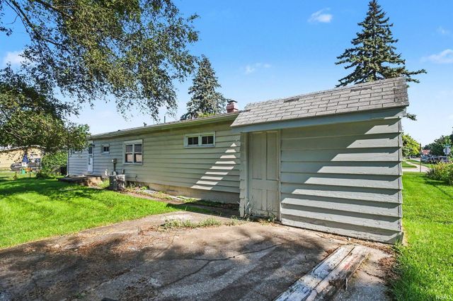 2005 Panama Street, Mishawaka, IN 46544