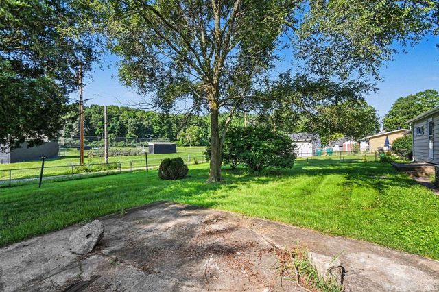 2005 Panama Street, Mishawaka, IN 46544