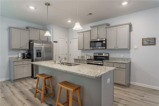 3631 Abbey Way, Gainesville, GA 30507