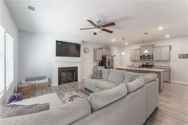 3631 Abbey Way, Gainesville, GA 30507