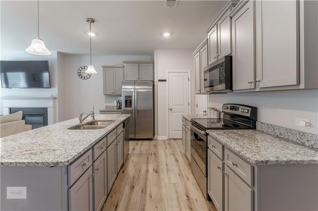 3631 Abbey Way, Gainesville, GA 30507