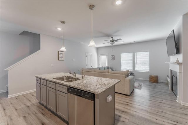 3631 Abbey Way, Gainesville, GA 30507