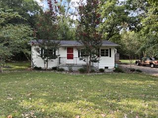 4204 Leanna Rd, Murfreesboro, TN 37129