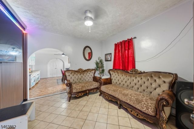 655 4Th Ave, Elizabeth City, NJ 07202