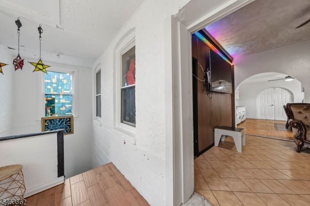 655 4Th Ave, Elizabeth City, NJ 07202