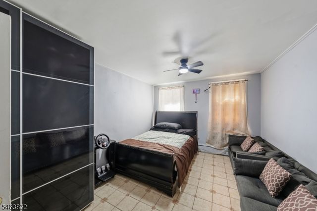 655 4Th Ave, Elizabeth City, NJ 07202