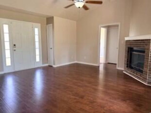 204 Grand Prix Drive, Crestview, FL 32536