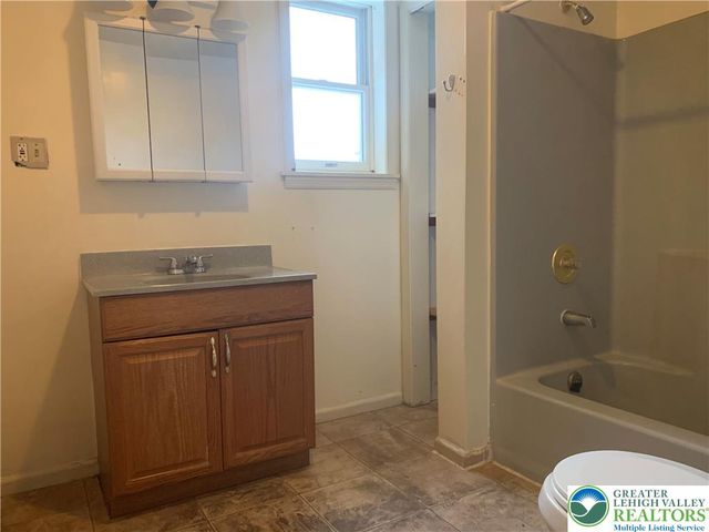 26 North 6th Street, Easton, PA 18042