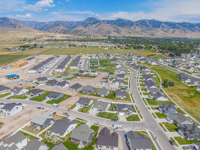 536 N 770 W, Smithfield, UT 84335