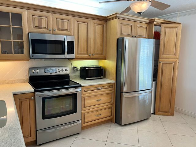 1631 Riverview Road 106, Deerfield Beach, FL 33441