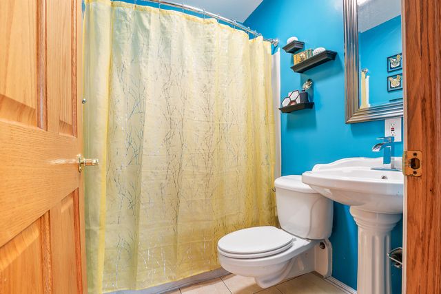 3030 N Lake Park Avenue, Hobart, IN 46342