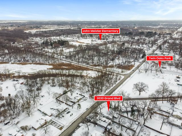 3030 N Lake Park Avenue, Hobart, IN 46342