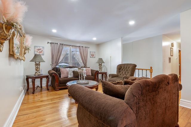 3030 N Lake Park Avenue, Hobart, IN 46342