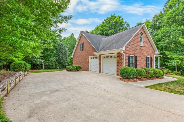 277 Still Meadows Lane, Lexington, NC 27292