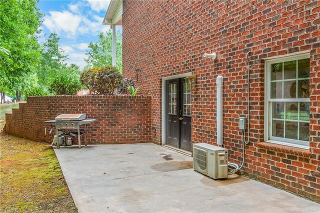 277 Still Meadows Lane, Lexington, NC 27292