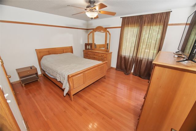 344 58th Court, West Des Moines, IA 50266