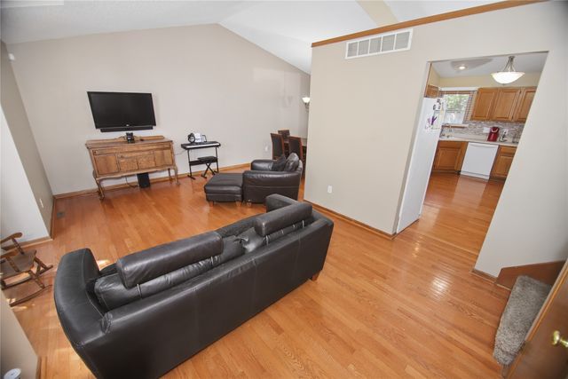 344 58th Court, West Des Moines, IA 50266