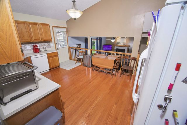 344 58th Court, West Des Moines, IA 50266