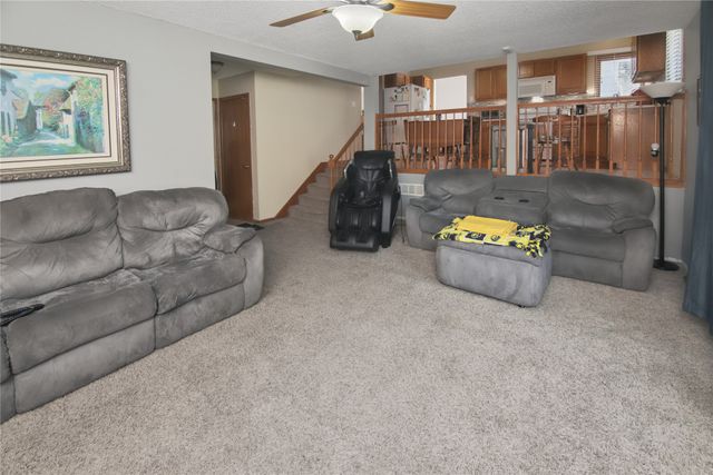 344 58th Court, West Des Moines, IA 50266