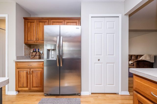 41870 Antoinette Court, Clinton Township, MI 48038