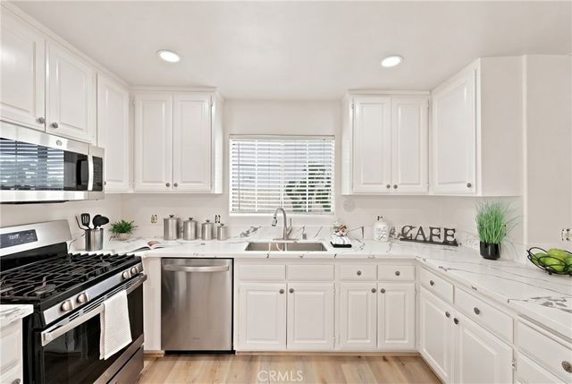 15539 Woodruff 7, Bellflower, CA 90706