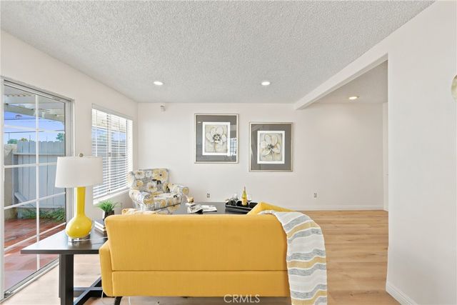 15539 Woodruff 7, Bellflower, CA 90706
