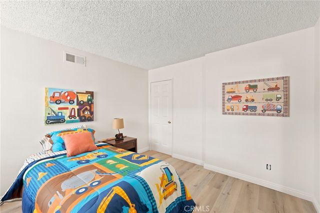 15539 Woodruff 7, Bellflower, CA 90706