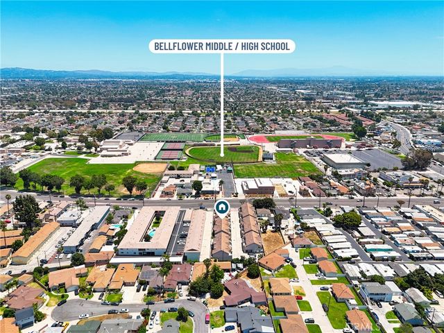 15539 Woodruff 7, Bellflower, CA 90706