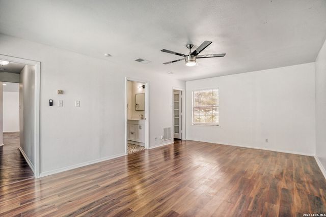 9106 windgarden, Windcrest, TX 78239