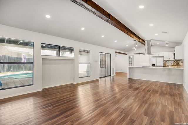 9106 windgarden, Windcrest, TX 78239