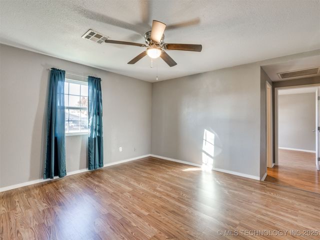 201 E Cherokee Street, Talala, OK 74080