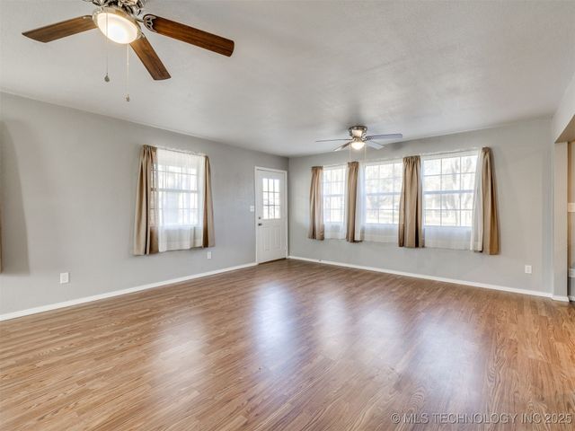 201 E Cherokee Street, Talala, OK 74080