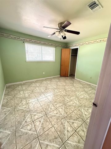 10831 Overlea Drive, Houston, TX 77089