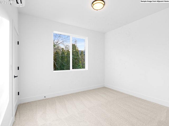 4532 Sw Garden Home Rd, Portland, OR 97219