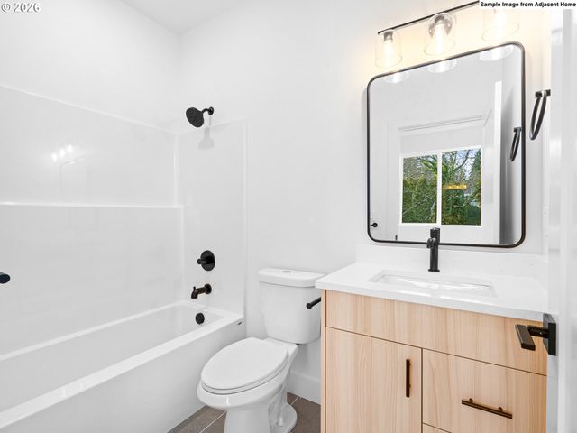 4532 Sw Garden Home Rd, Portland, OR 97219
