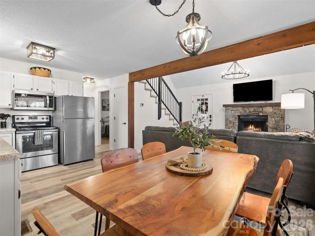 34 Fernbrook Road, Maggie Valley, NC 28751