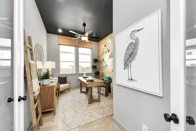 9510 Chateau Hill Drive, Manvel, TX 77578