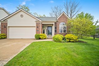 300 Eagleton Court, Macedonia, OH 44056